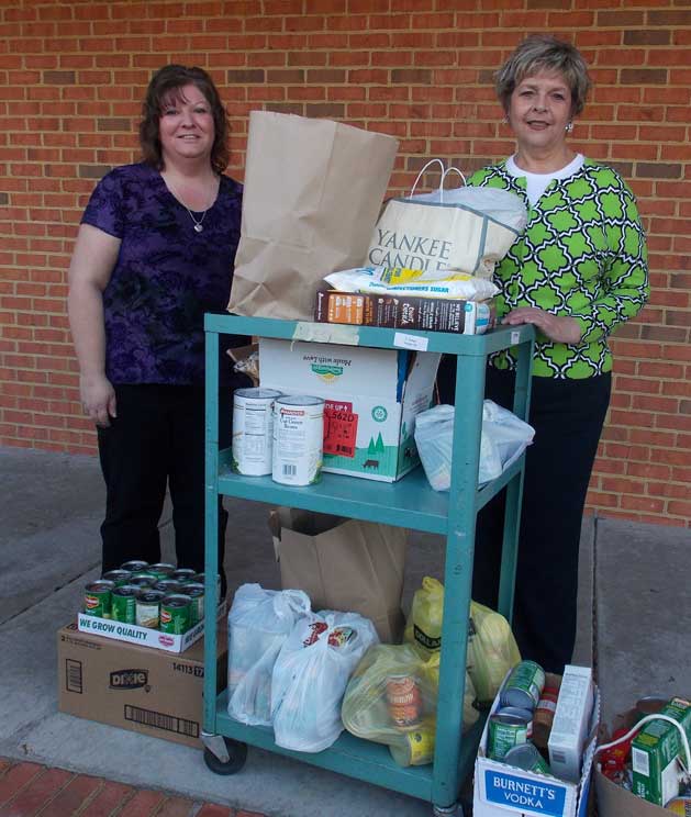 Dillwyn Correctional Center donates food Farmville Farmville