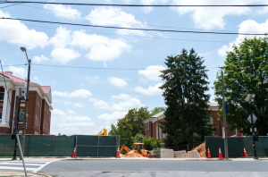 CARSON REEHER | HERALD The area along High Street that’s fenced off for construction will feature a curved brick wall that will serve as an iconic entryway to campus. According to Longwood’s Master Plan, the entrance is meant to be memorable and provide a traditional collegiate feel.