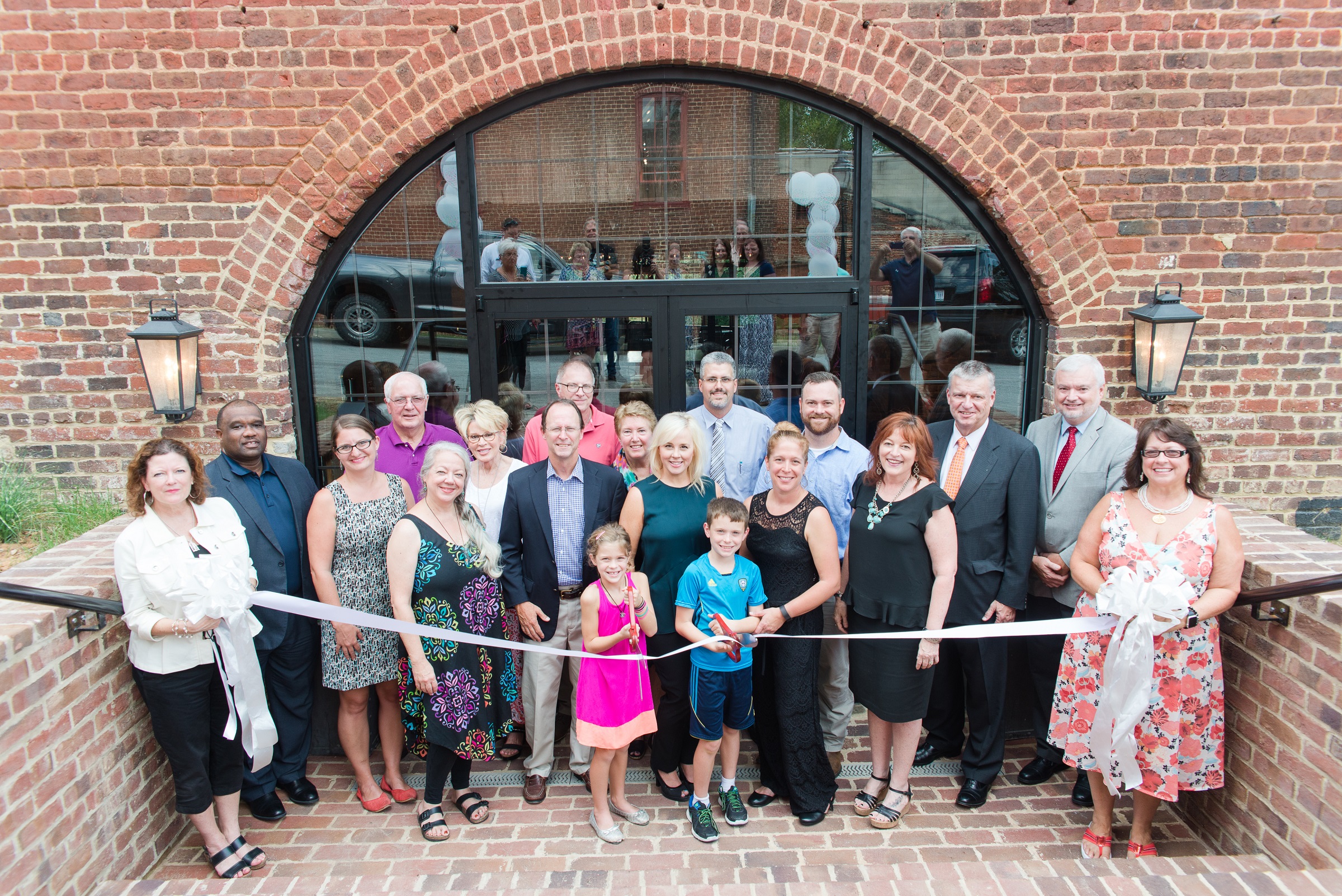 Virginia Tasting Cellar opens Farmville Farmville